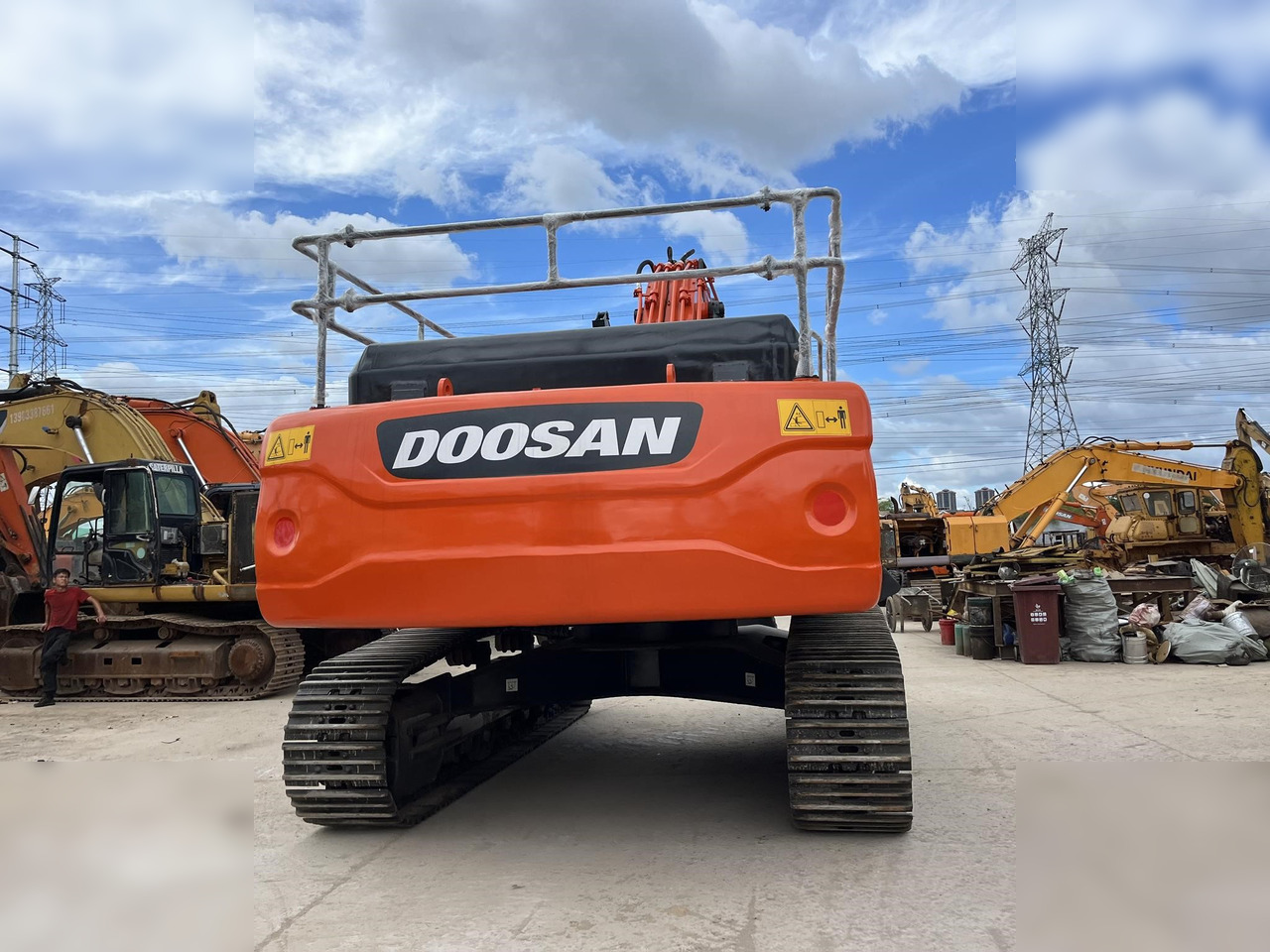 DOOSAN DX340 LCA - حفار زاحف: صورة 4 DOOSAN DX340 LCA - حفار زاحف: صورة 4