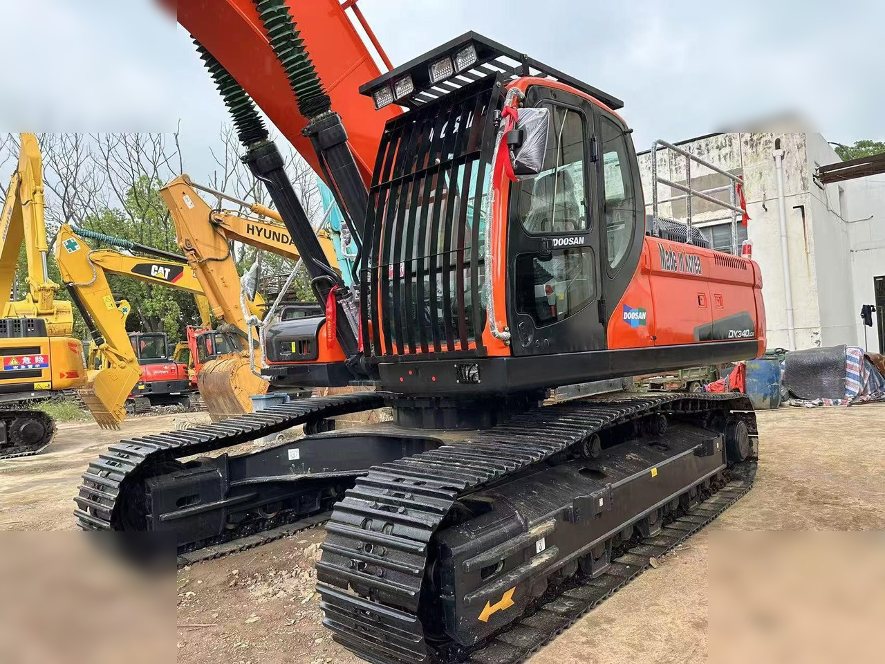 DOOSAN DX340 LC - حفار زاحف: صورة 4 DOOSAN DX340 LC - حفار زاحف: صورة 4