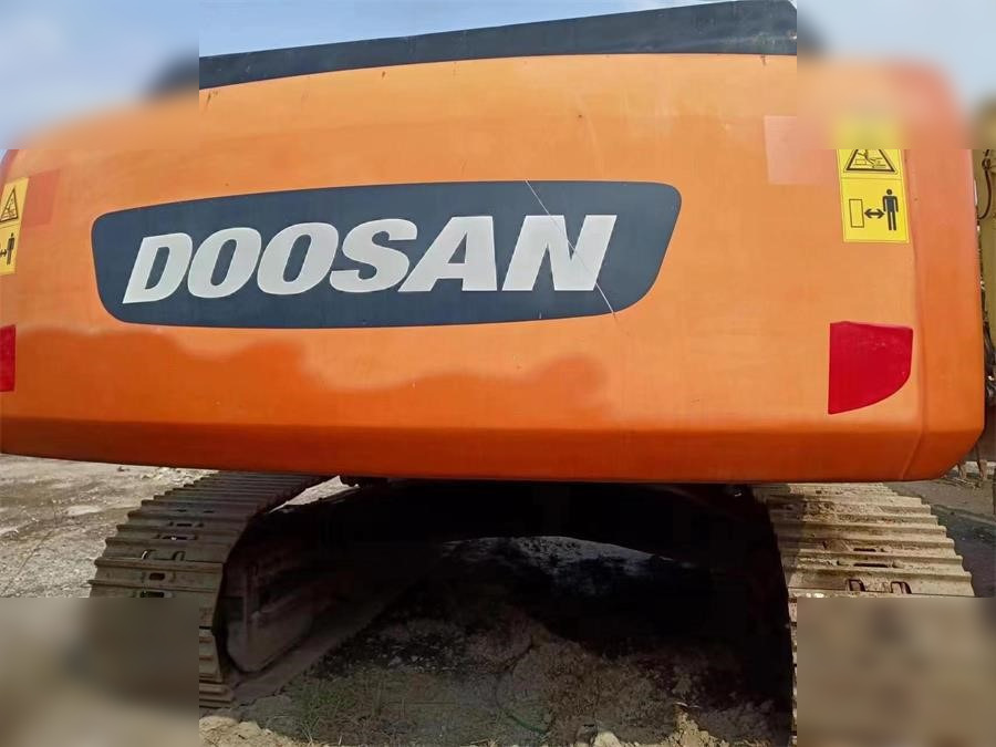 DOOSAN DX420 LC-9C - حفار زاحف: صورة 3 DOOSAN DX420 LC-9C - حفار زاحف: صورة 3