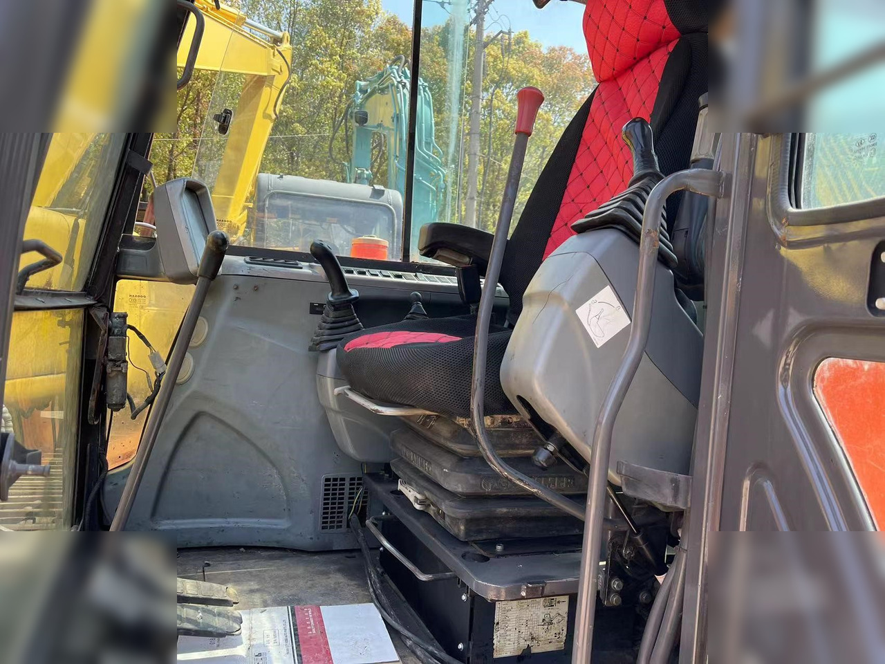 DOOSAN DX60-9C - حفار زاحف: صورة 2 DOOSAN DX60-9C - حفار زاحف: صورة 2