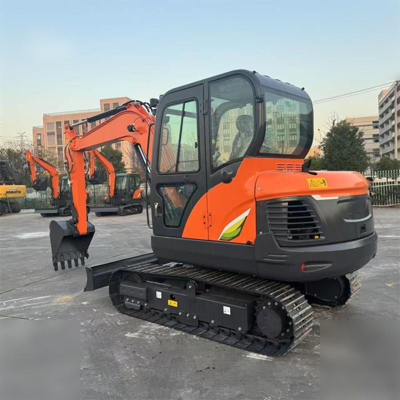 DOOSAN DX60E-10N - حفار زاحف: صورة 1 DOOSAN DX60E-10N - حفار زاحف: صورة 1