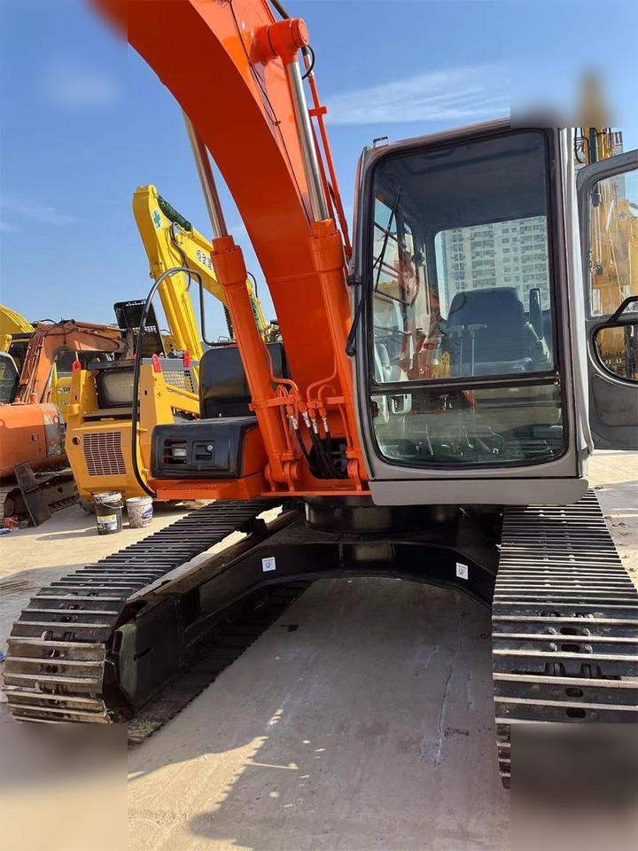 HITACHI EX120-5 - حفار زاحف: صورة 5 HITACHI EX120-5 - حفار زاحف: صورة 5