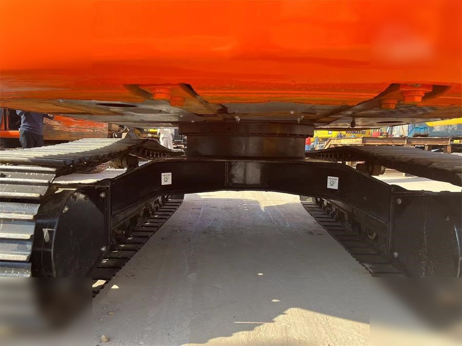HITACHI EX120-5 - حفار زاحف: صورة 3 HITACHI EX120-5 - حفار زاحف: صورة 3