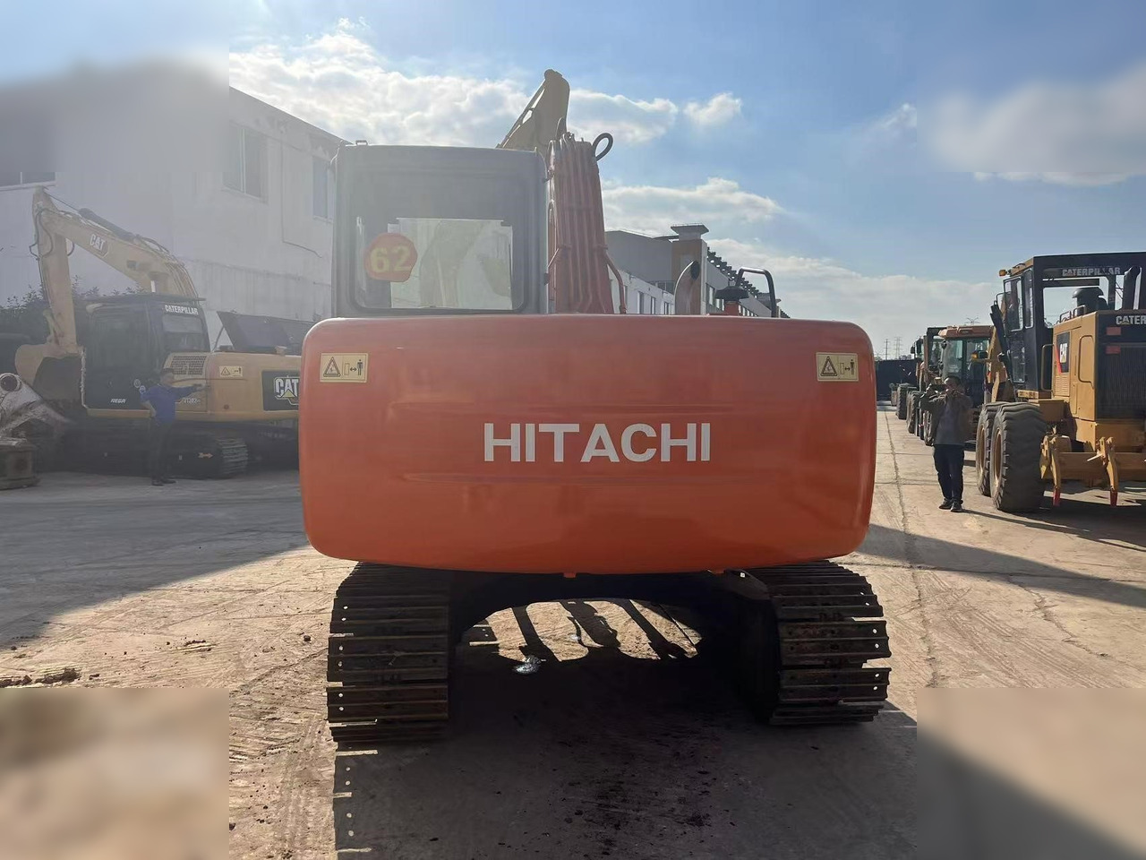 HITACHI EX60-5 - حفار زاحف: صورة 3 HITACHI EX60-5 - حفار زاحف: صورة 3