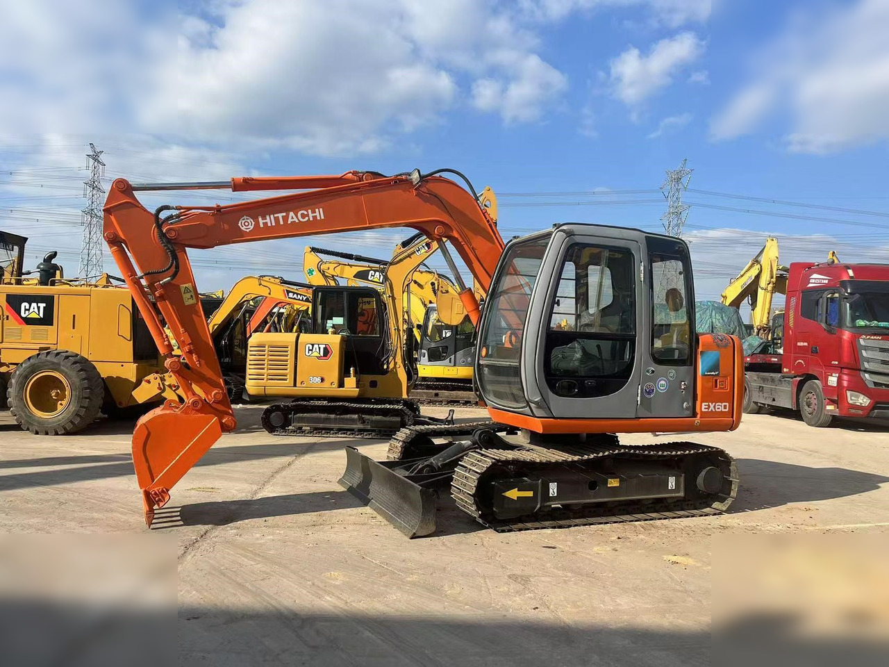 HITACHI EX60 - حفار زاحف: صورة 1 HITACHI EX60 - حفار زاحف: صورة 1