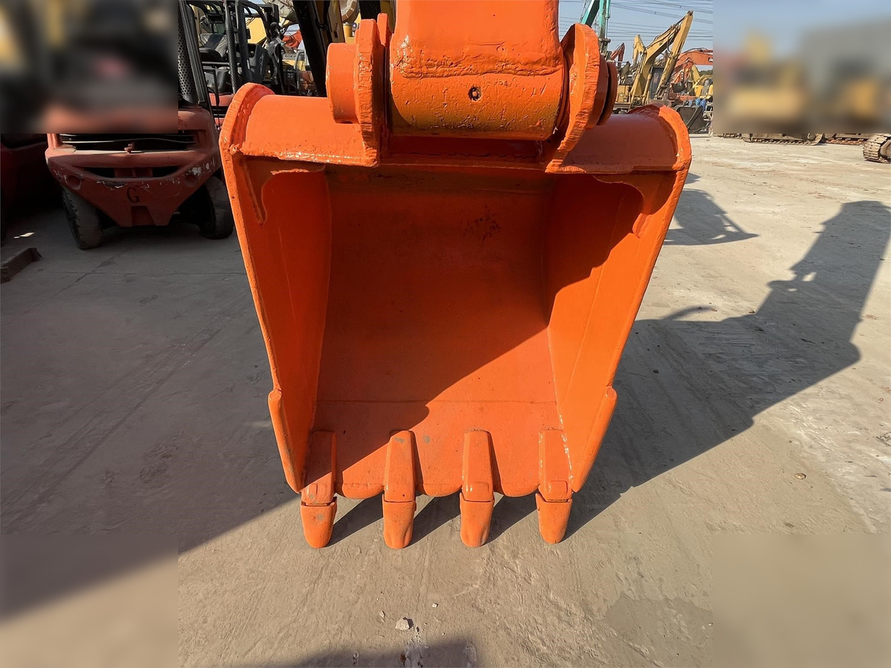 HITACHI ZX120 - حفار زاحف: صورة 3 HITACHI ZX120 - حفار زاحف: صورة 3