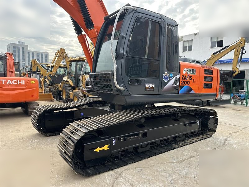 حفار زاحف HITACHI ZX200 LC: صورة 7