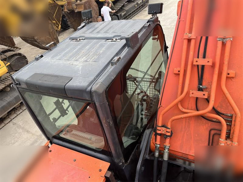 HITACHI ZX350H-5G - حفار زاحف: صورة 3 HITACHI ZX350H-5G - حفار زاحف: صورة 3