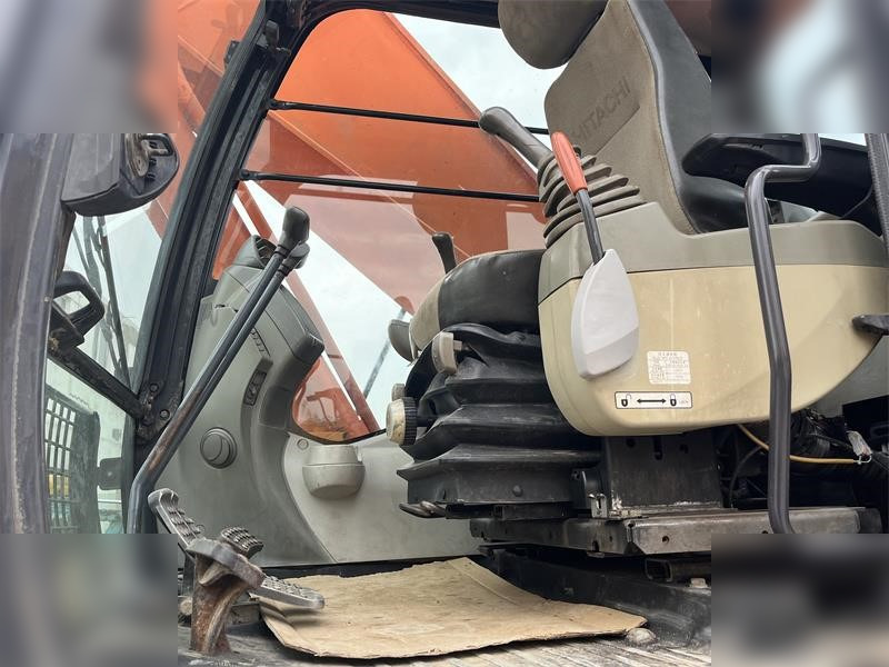 HITACHI ZX350H-5G - حفار زاحف: صورة 5 HITACHI ZX350H-5G - حفار زاحف: صورة 5