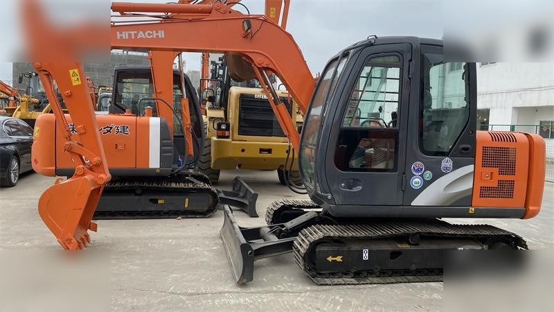 HITACHI ZX60 - حفار زاحف: صورة 2 HITACHI ZX60 - حفار زاحف: صورة 2
