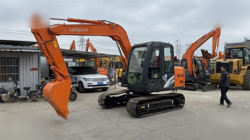 HITACHI ZX70 - حفار زاحف: صورة 3 HITACHI ZX70 - حفار زاحف: صورة 3