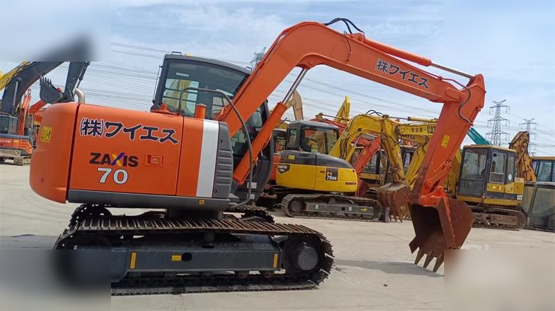 HITACHI ZX70 - حفار زاحف: صورة 2 HITACHI ZX70 - حفار زاحف: صورة 2