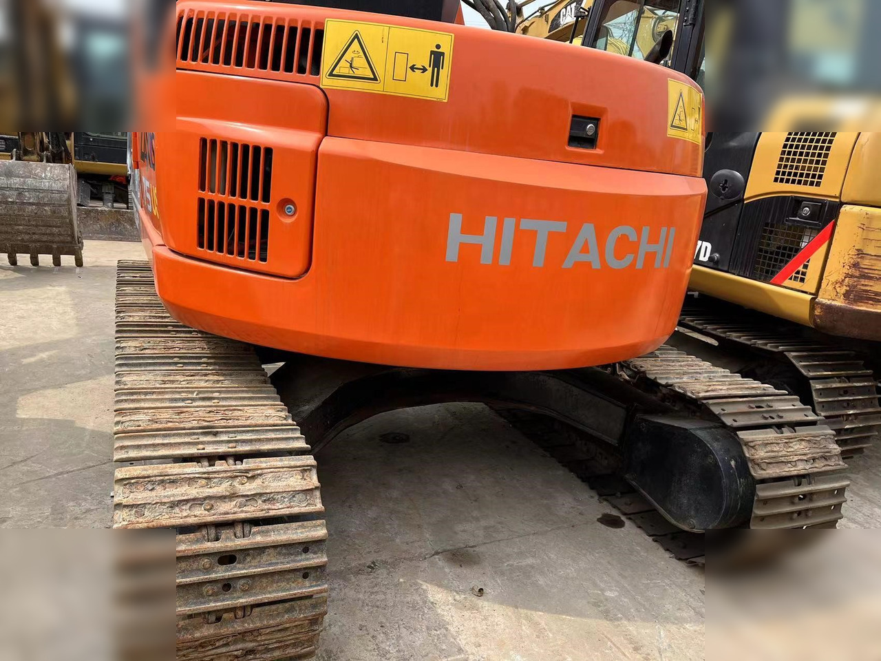 HITACHI ZX75US - حفار زاحف: صورة 2 HITACHI ZX75US - حفار زاحف: صورة 2