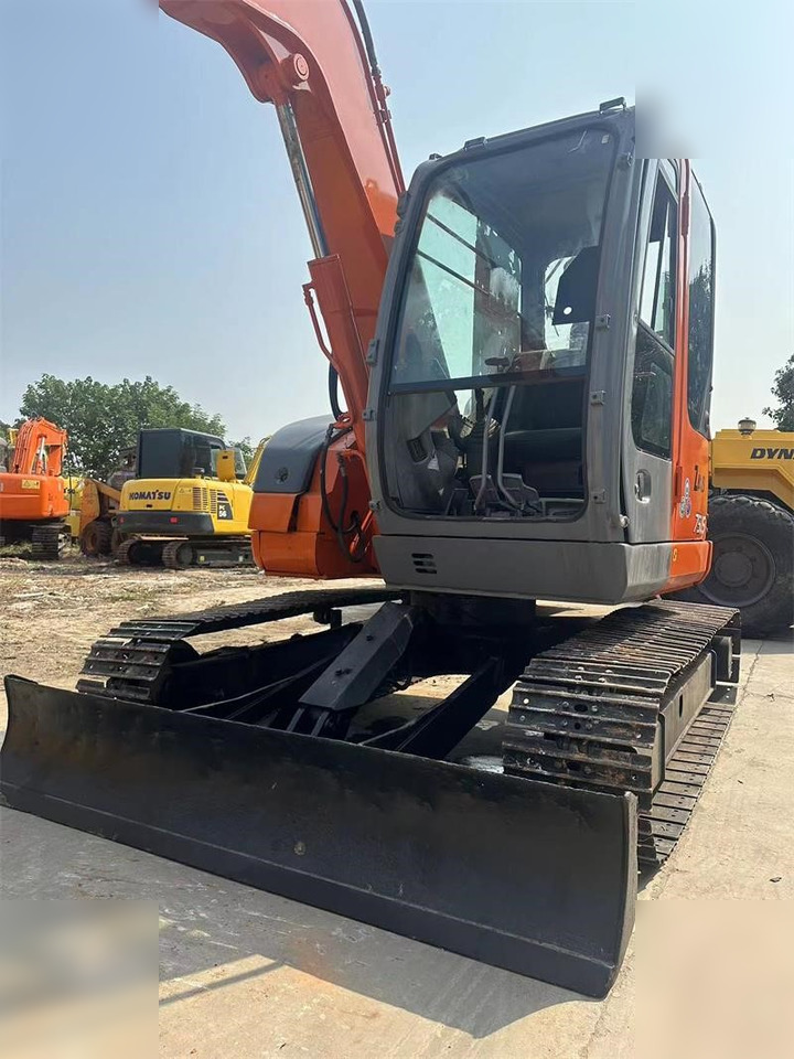 HITACHI ZX75US - حفار زاحف: صورة 3 HITACHI ZX75US - حفار زاحف: صورة 3