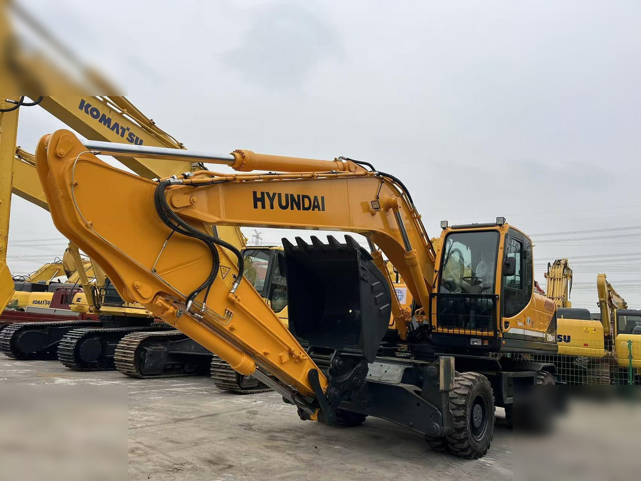 HYUNDAI ROBEX 210W-9S - حفار ذو عجلات: صورة 4 HYUNDAI ROBEX 210W-9S - حفار ذو عجلات: صورة 4