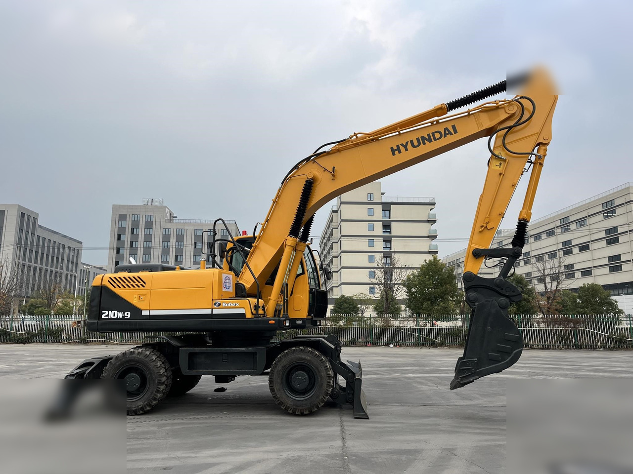 HYUNDAI ROBEX 210W-9 - حفار ذو عجلات: صورة 4 HYUNDAI ROBEX 210W-9 - حفار ذو عجلات: صورة 4