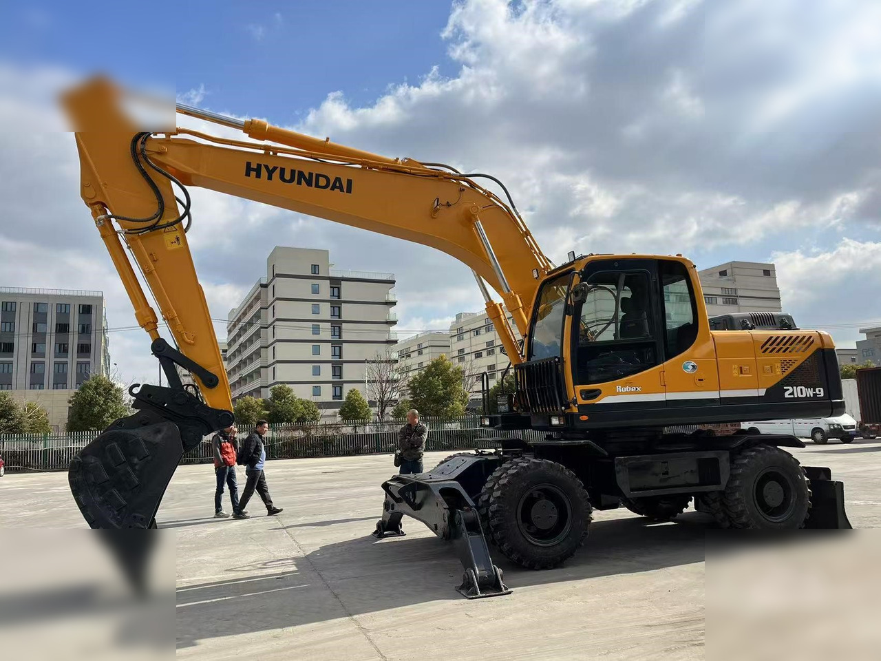 HYUNDAI ROBEX 210W-9 - حفار ذو عجلات: صورة 4 HYUNDAI ROBEX 210W-9 - حفار ذو عجلات: صورة 4