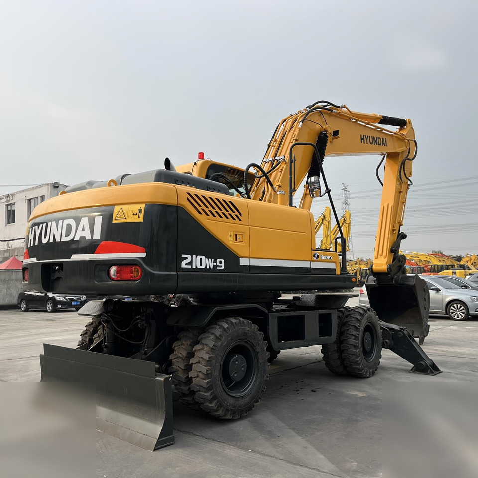 HYUNDAI ROBEX 210W-9 - حفار ذو عجلات: صورة 3 HYUNDAI ROBEX 210W-9 - حفار ذو عجلات: صورة 3