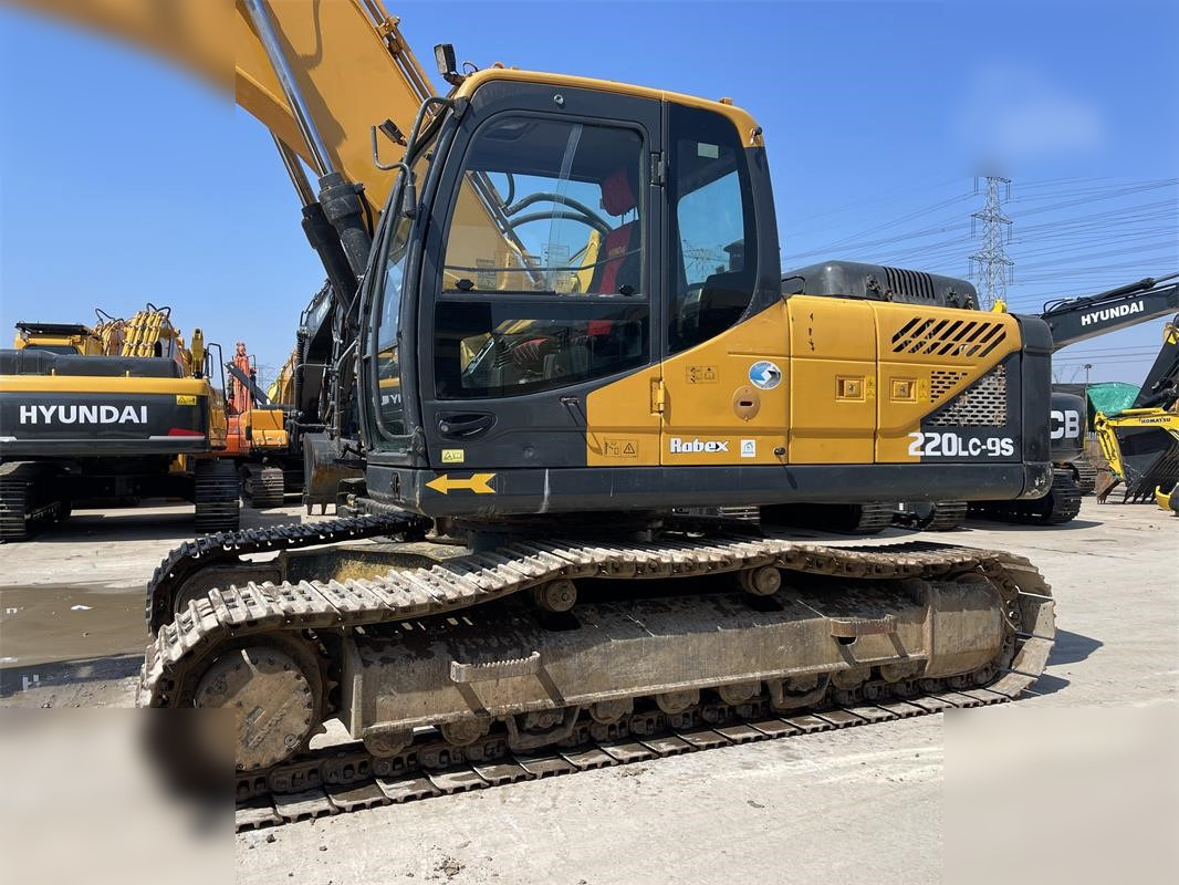 HYUNDAI ROBEX 220 LC-9S - حفار زاحف: صورة 5 HYUNDAI ROBEX 220 LC-9S - حفار زاحف: صورة 5