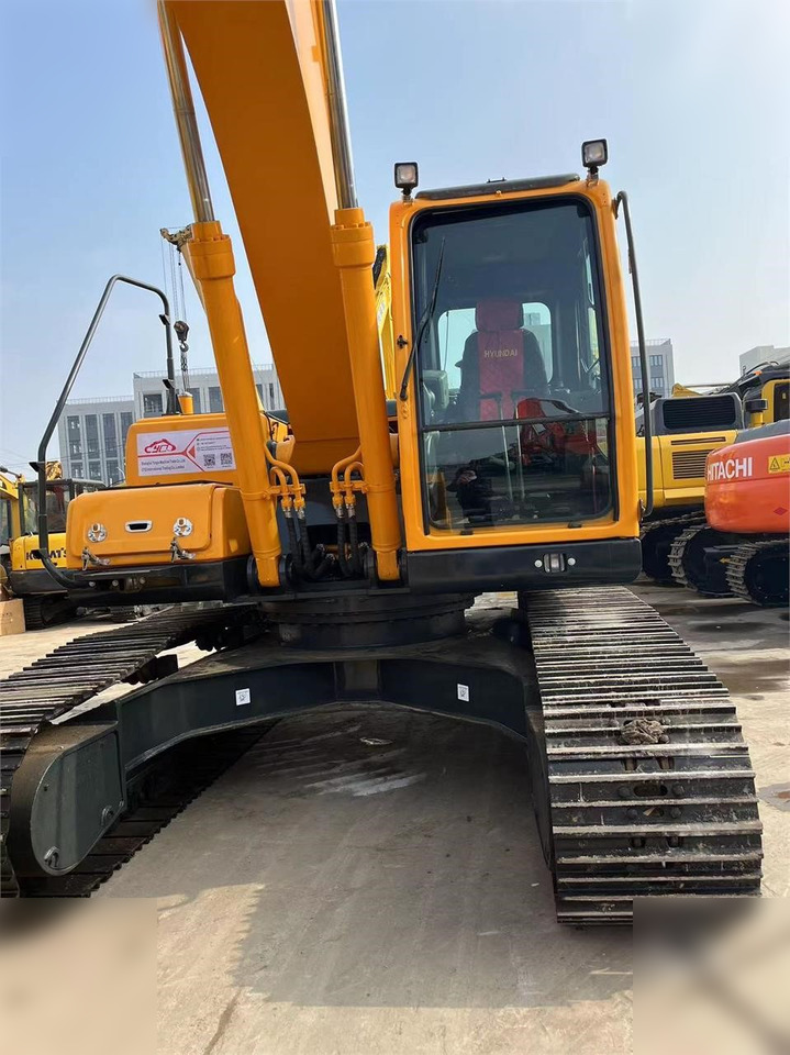 HYUNDAI ROBEX 220 LC-9S - حفار زاحف: صورة 4 HYUNDAI ROBEX 220 LC-9S - حفار زاحف: صورة 4