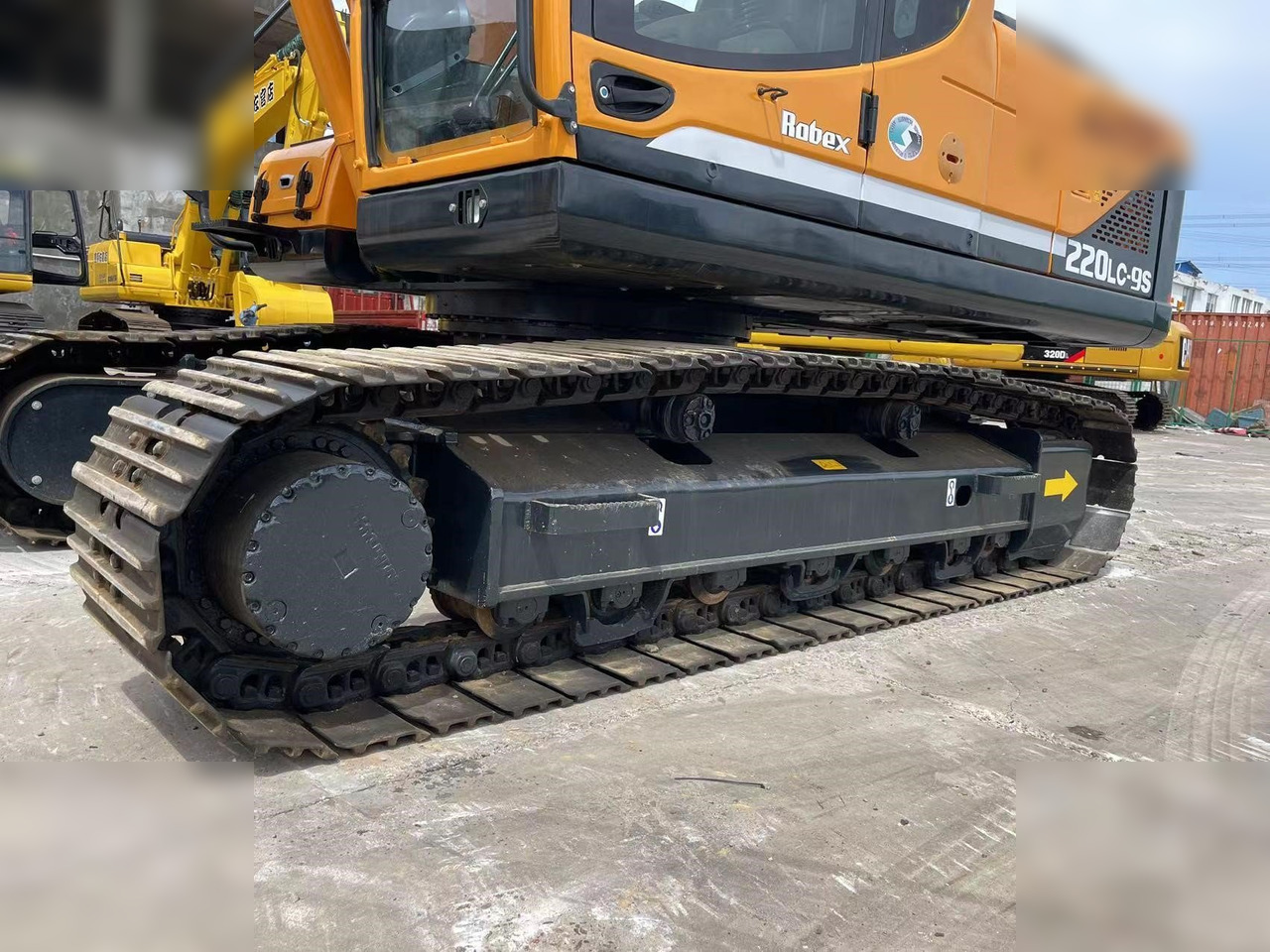 HYUNDAI ROBEX 220 LC-9S - حفار زاحف: صورة 5 HYUNDAI ROBEX 220 LC-9S - حفار زاحف: صورة 5