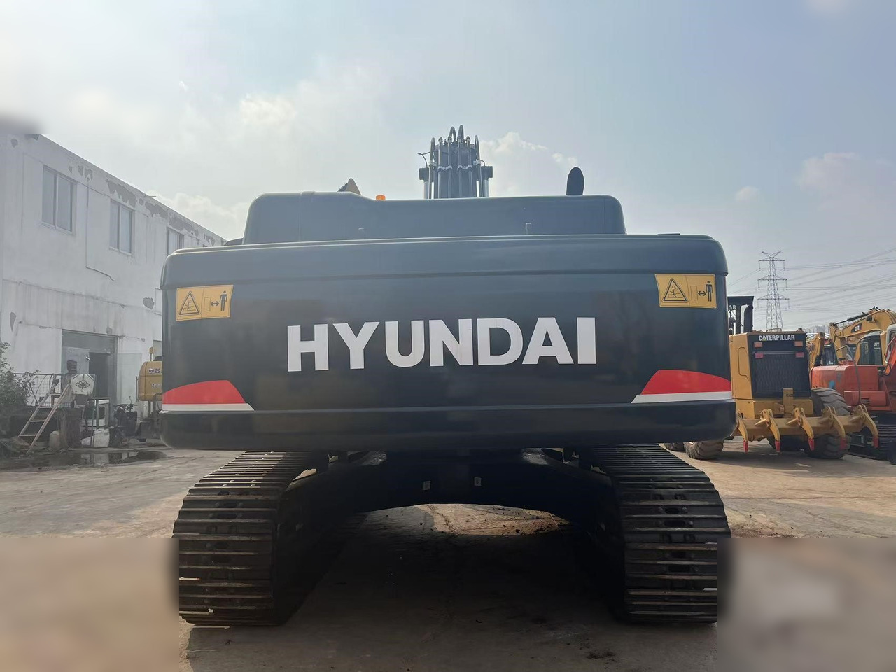 HYUNDAI ROBEX 300 LR-9 - حفار زاحف: صورة 2 HYUNDAI ROBEX 300 LR-9 - حفار زاحف: صورة 2