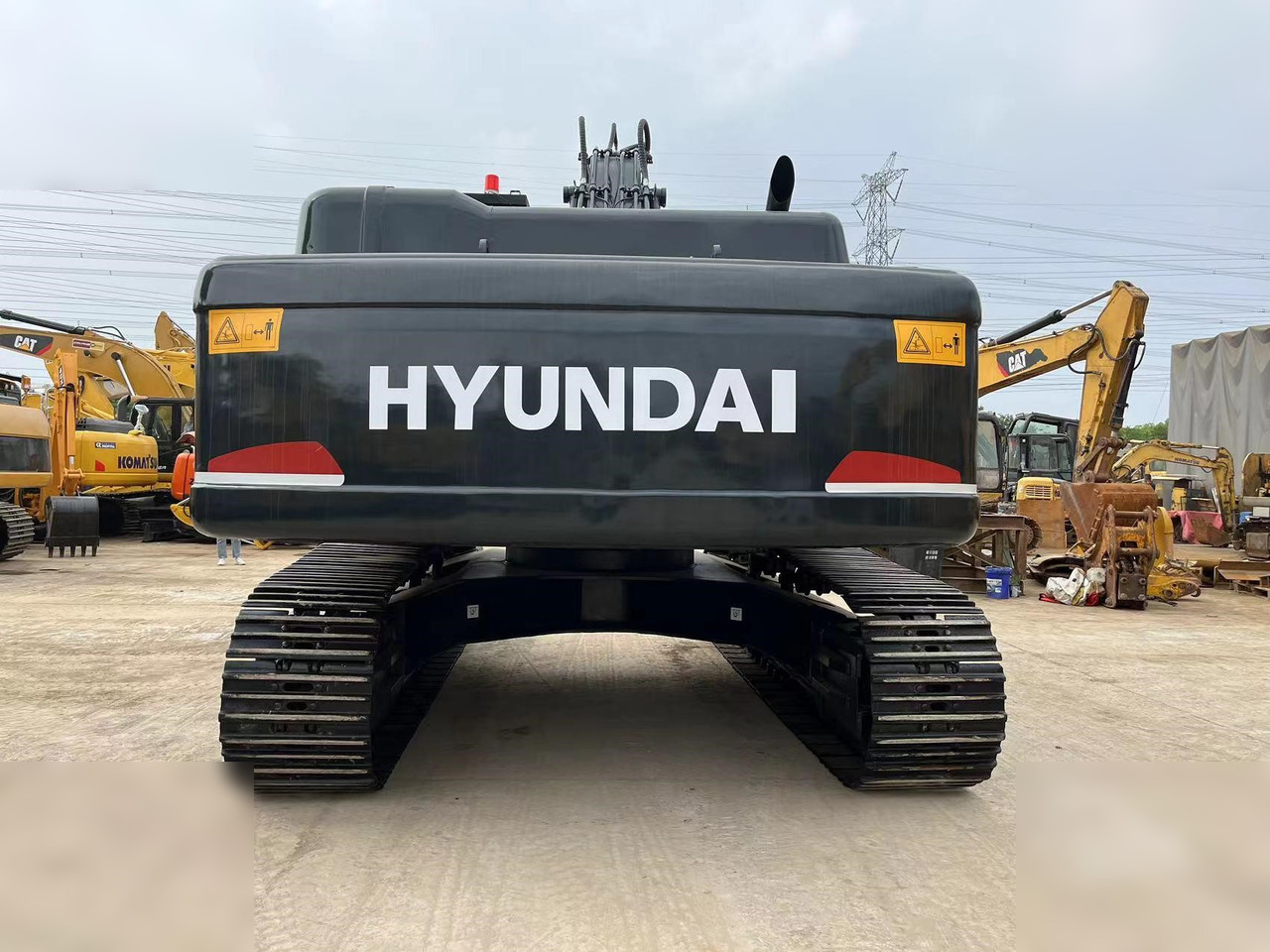 HYUNDAI ROBEX 330 LC-9S - حفار زاحف: صورة 5 HYUNDAI ROBEX 330 LC-9S - حفار زاحف: صورة 5