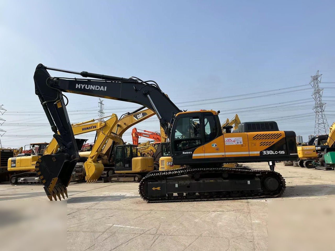 HYUNDAI ROBEX 330 LC-9S - حفار زاحف: صورة 1 HYUNDAI ROBEX 330 LC-9S - حفار زاحف: صورة 1