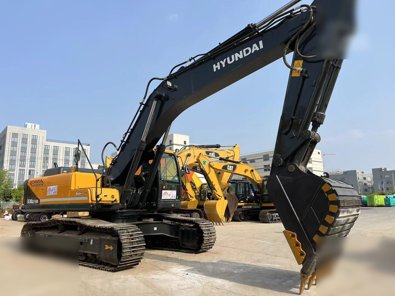 HYUNDAI ROBEX 330 LC-9S - حفار زاحف: صورة 3 HYUNDAI ROBEX 330 LC-9S - حفار زاحف: صورة 3