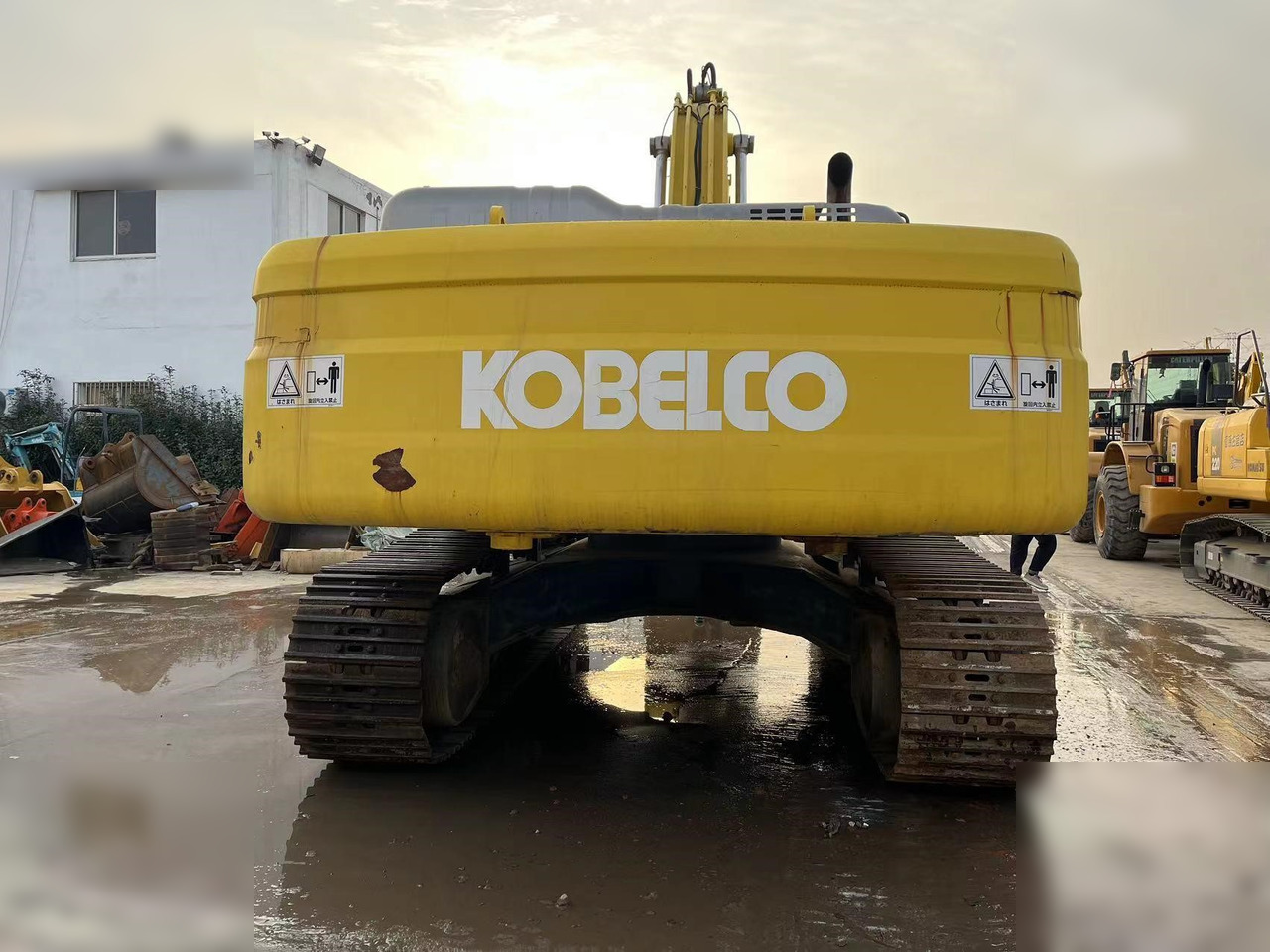 KOBELCO SK350 LC-8 - حفار زاحف: صورة 3 KOBELCO SK350 LC-8 - حفار زاحف: صورة 3