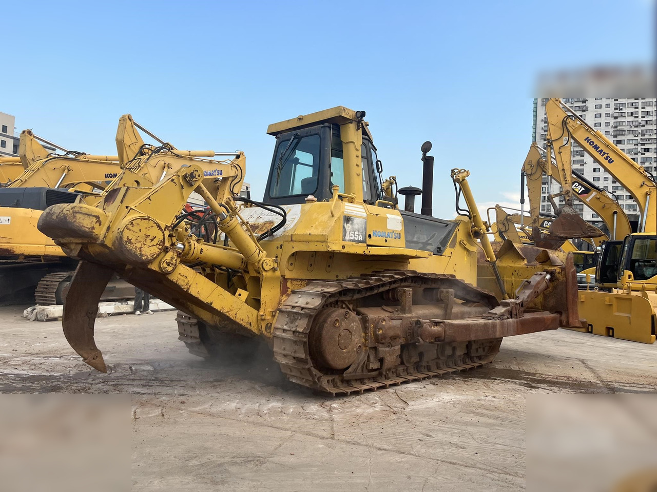 KOMATSU D155A-5 - بلدوزر: صورة 2 KOMATSU D155A-5 - بلدوزر: صورة 2