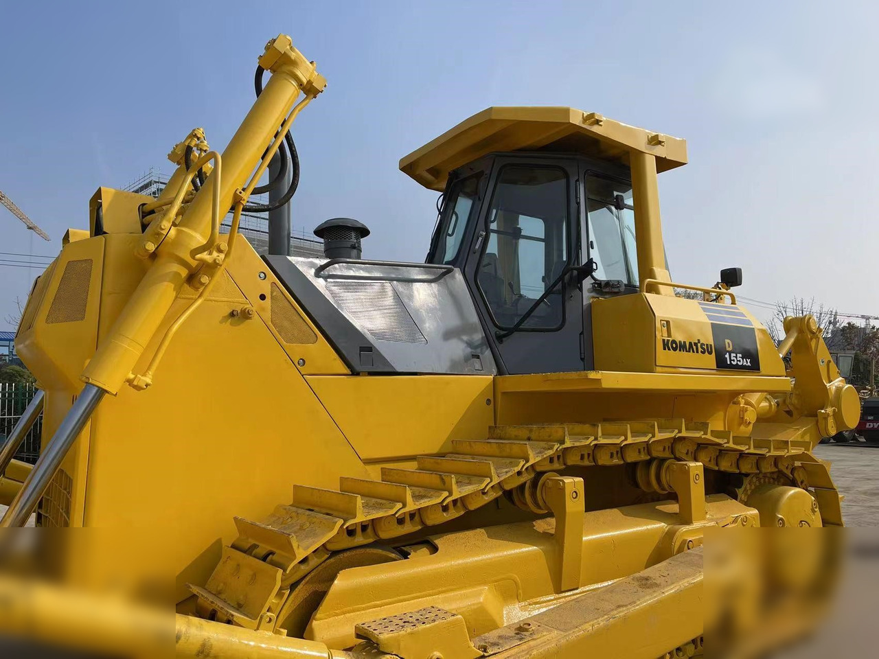 KOMATSU D155AX-3 - بلدوزر: صورة 1 KOMATSU D155AX-3 - بلدوزر: صورة 1