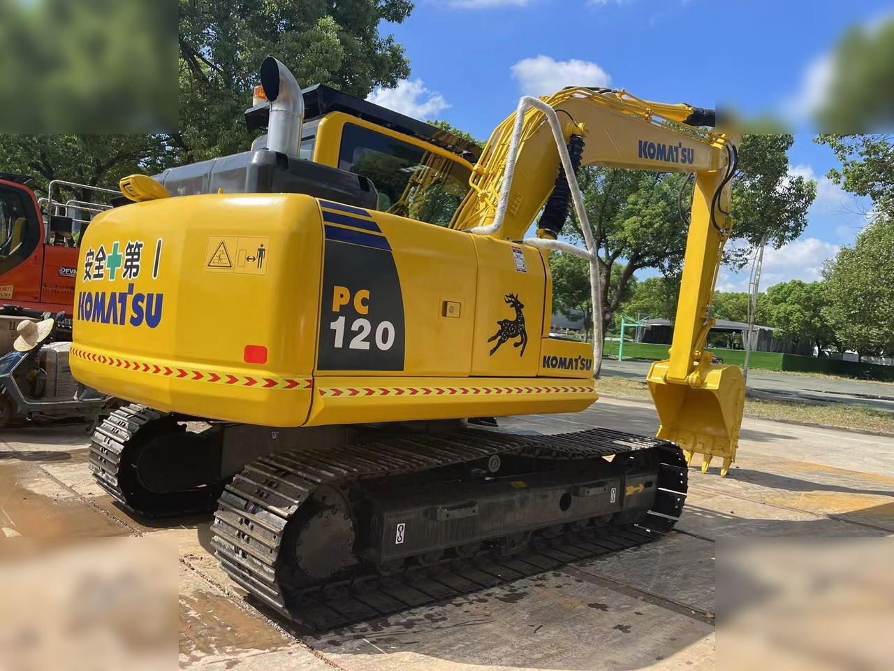 KOMATSU PC120-8 - حفار زاحف: صورة 4 KOMATSU PC120-8 - حفار زاحف: صورة 4