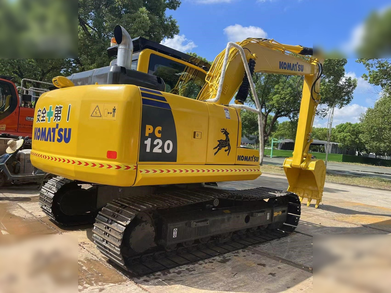 KOMATSU PC120-8 - حفار زاحف: صورة 4 KOMATSU PC120-8 - حفار زاحف: صورة 4