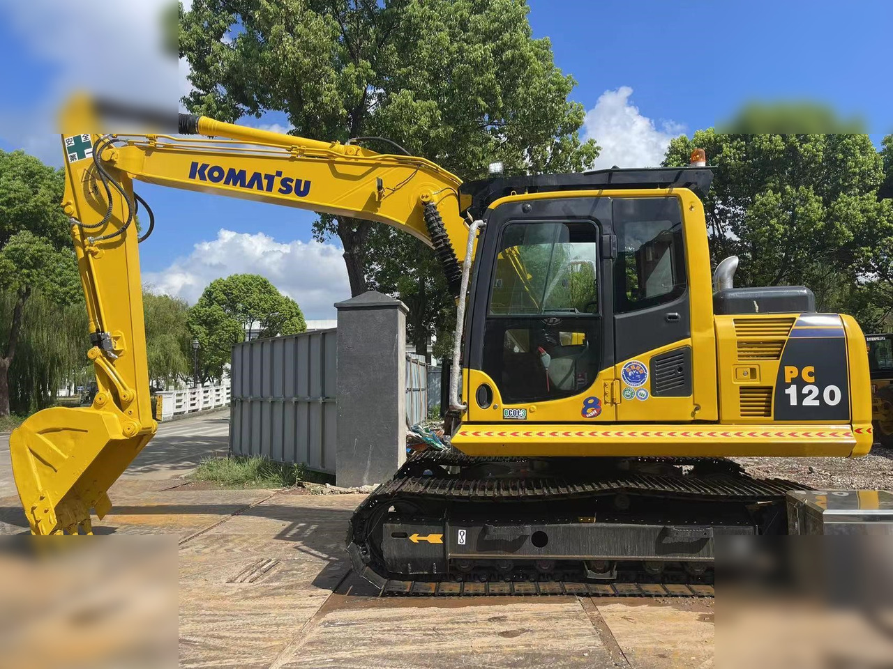 KOMATSU PC120-8 - حفار زاحف: صورة 1 KOMATSU PC120-8 - حفار زاحف: صورة 1