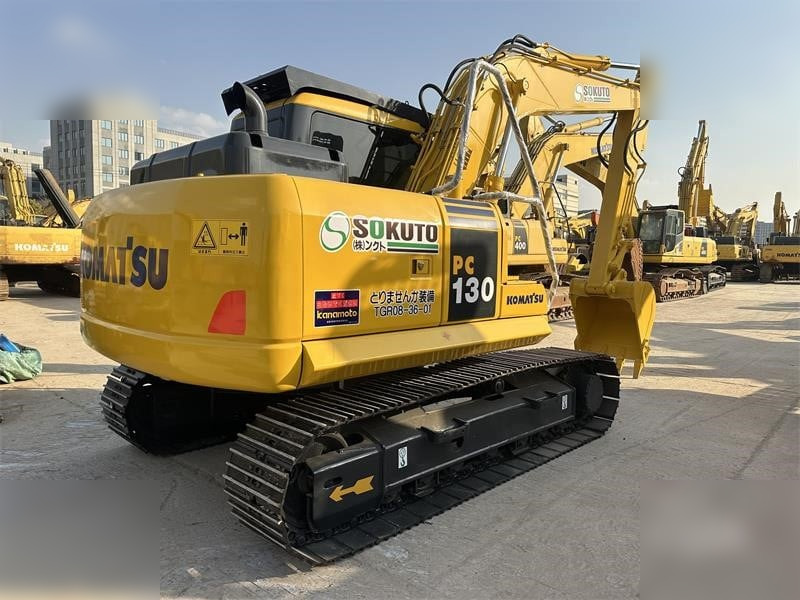 KOMATSU PC130-7 - حفار زاحف: صورة 2 KOMATSU PC130-7 - حفار زاحف: صورة 2