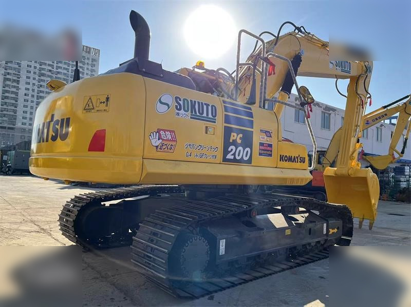 KOMATSU PC200-8N1 - حفار زاحف: صورة 2 KOMATSU PC200-8N1 - حفار زاحف: صورة 2