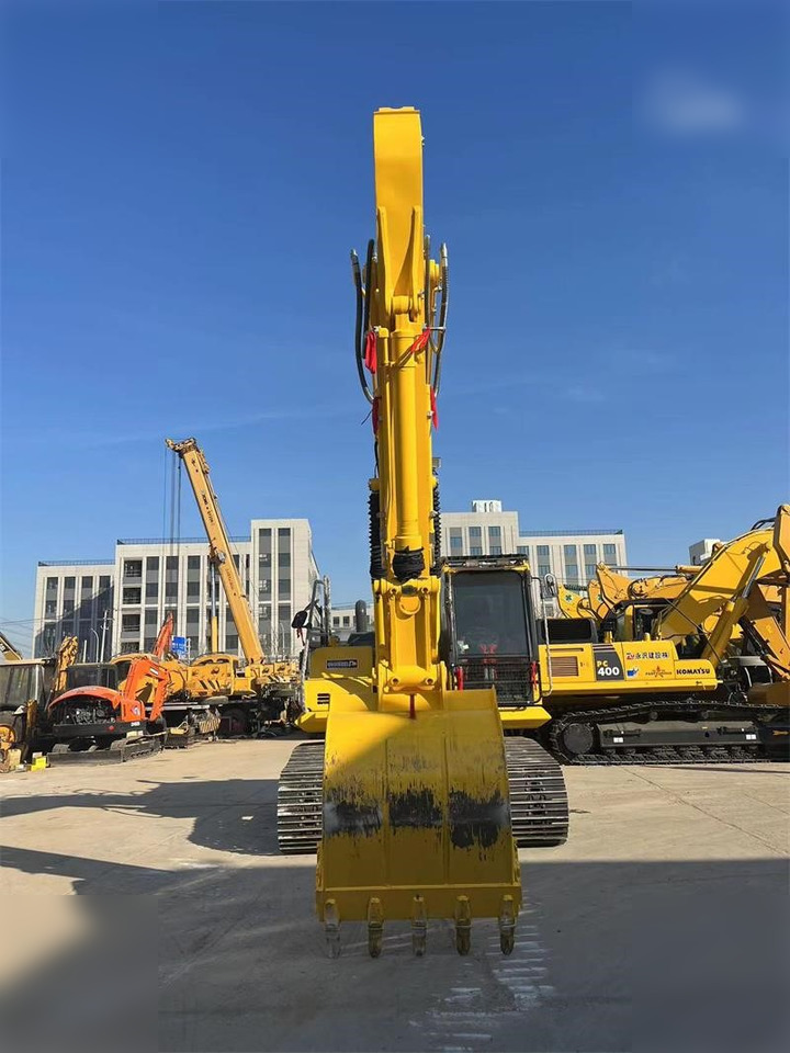 KOMATSU PC200-8N1 - حفار زاحف: صورة 4 KOMATSU PC200-8N1 - حفار زاحف: صورة 4