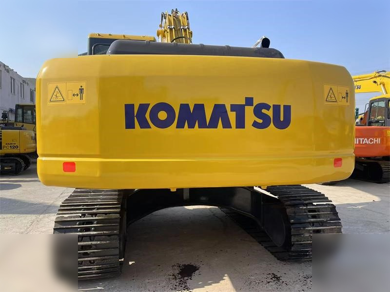 حفار زاحف KOMATSU PC220-7: صورة 7