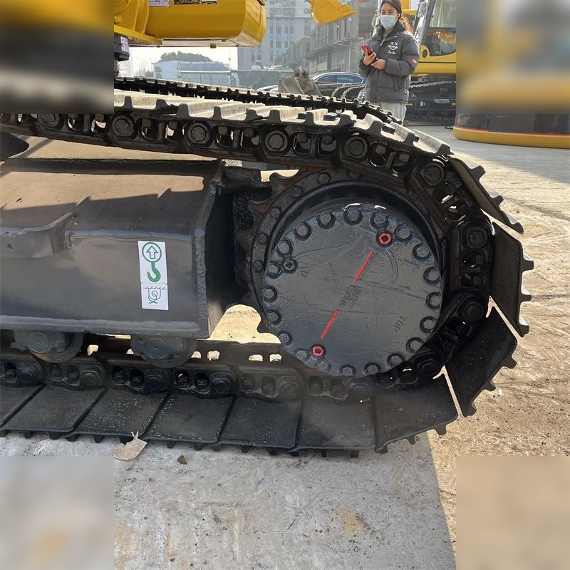 حفار زاحف KOMATSU PC220-8: صورة 8 حفار زاحف KOMATSU PC220-8: صورة 8