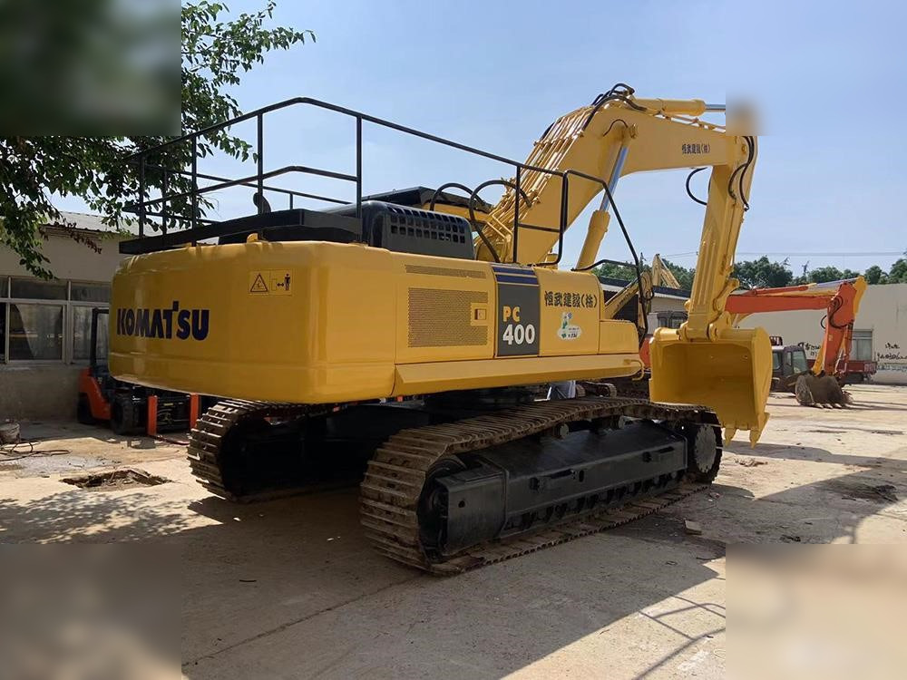 KOMATSU PC400-7 - حفار زاحف: صورة 3 KOMATSU PC400-7 - حفار زاحف: صورة 3