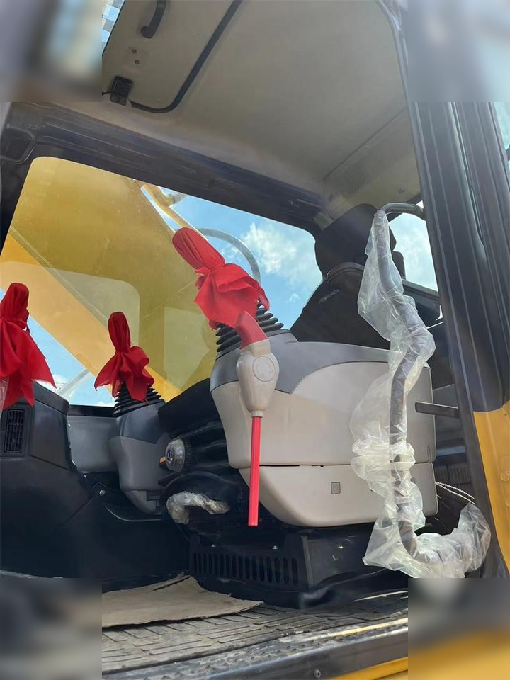 KOMATSU PC400-7 - حفار زاحف: صورة 5 KOMATSU PC400-7 - حفار زاحف: صورة 5