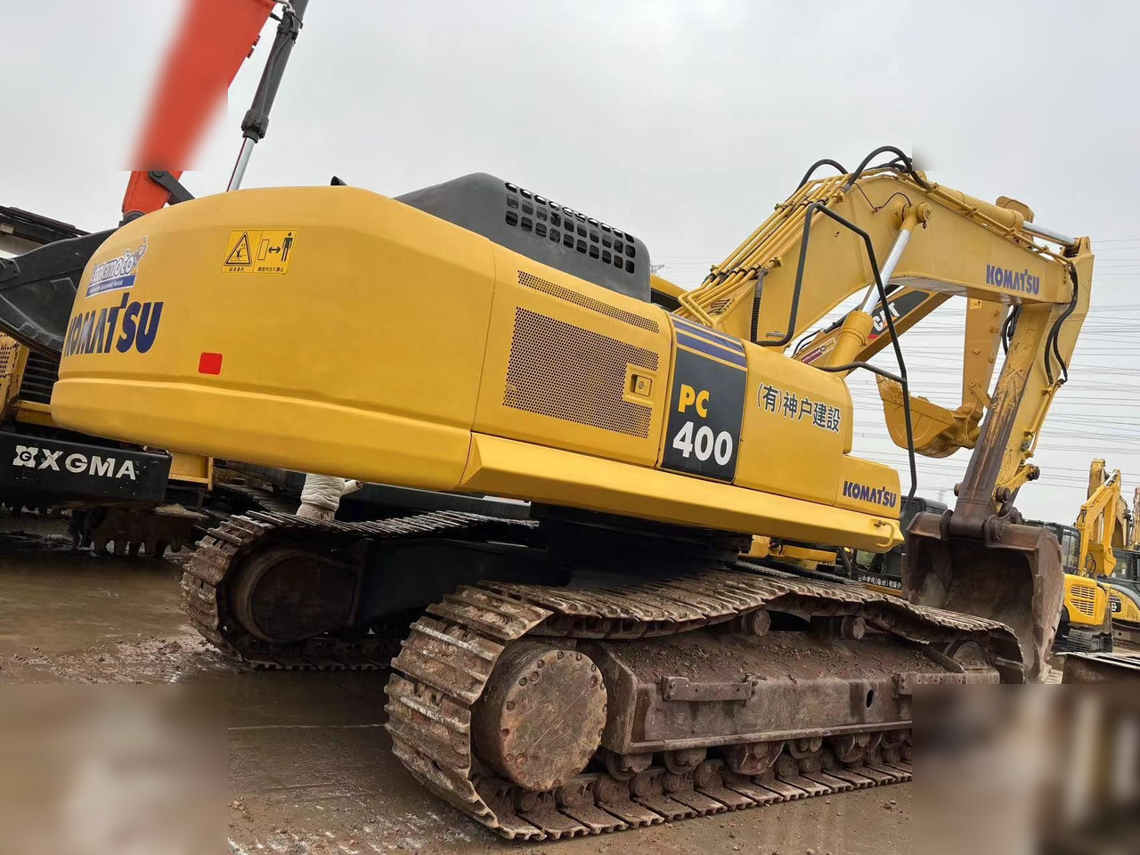 KOMATSU PC400-7 - حفار زاحف: صورة 3 KOMATSU PC400-7 - حفار زاحف: صورة 3