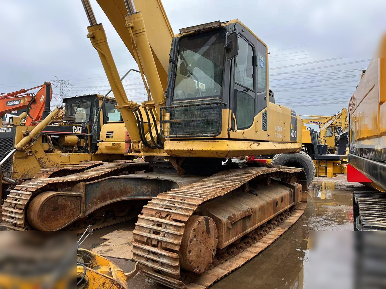 KOMATSU PC400-8 - حفار زاحف: صورة 5 KOMATSU PC400-8 - حفار زاحف: صورة 5