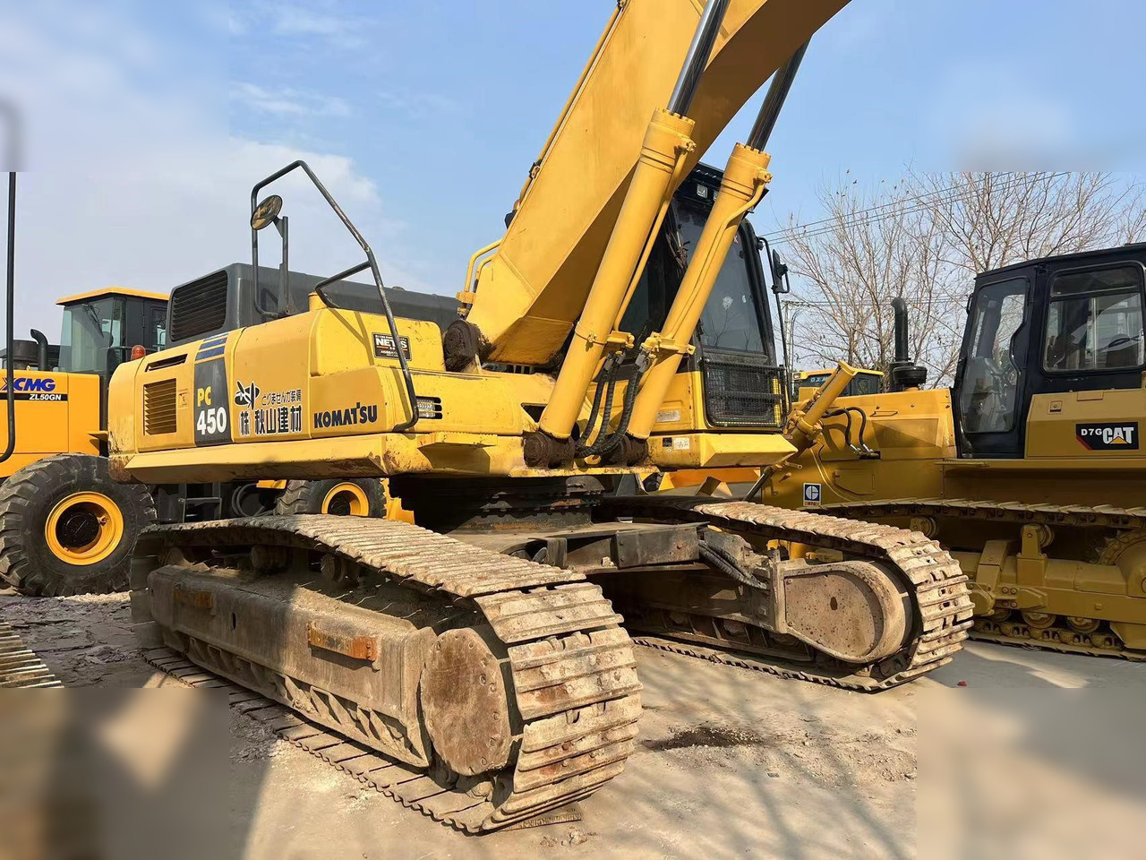 KOMATSU PC450-8 - حفار زاحف: صورة 1 KOMATSU PC450-8 - حفار زاحف: صورة 1