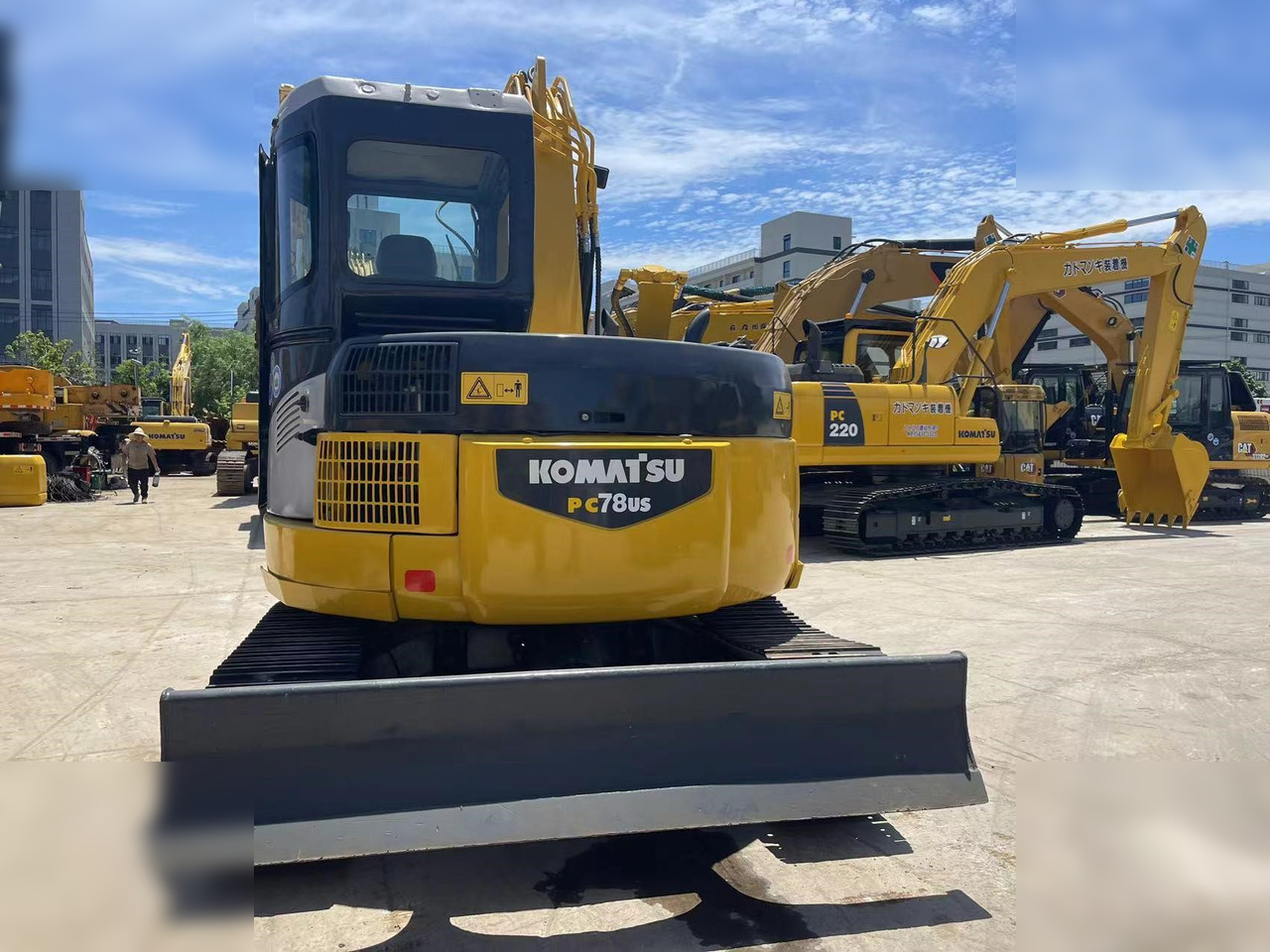 KOMATSU PC78US-6 - حفار زاحف: صورة 3 KOMATSU PC78US-6 - حفار زاحف: صورة 3