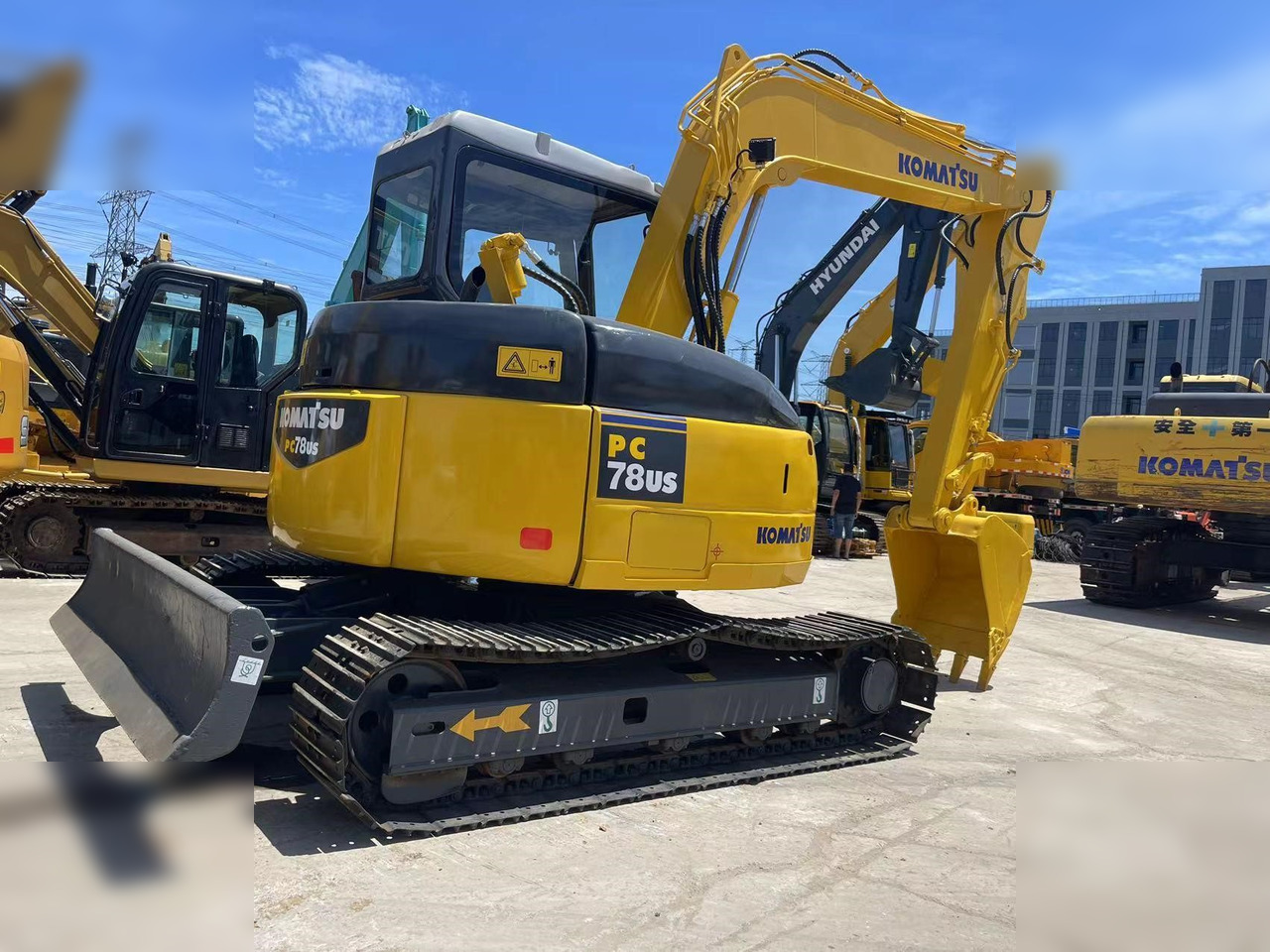 KOMATSU PC78US-6 - حفار زاحف: صورة 2 KOMATSU PC78US-6 - حفار زاحف: صورة 2
