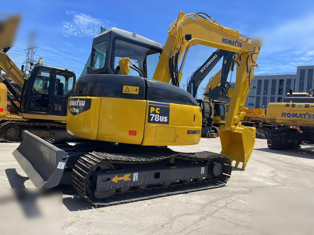 KOMATSU PC78US-6 - حفار زاحف: صورة 2 KOMATSU PC78US-6 - حفار زاحف: صورة 2