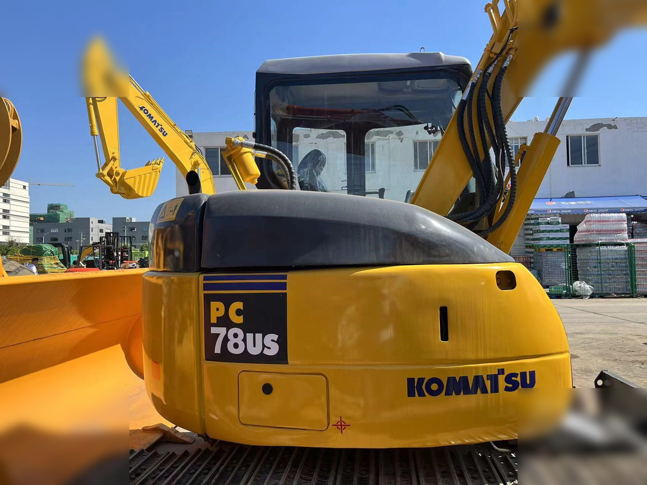 KOMATSU PC78US-6 - حفار زاحف: صورة 4 KOMATSU PC78US-6 - حفار زاحف: صورة 4