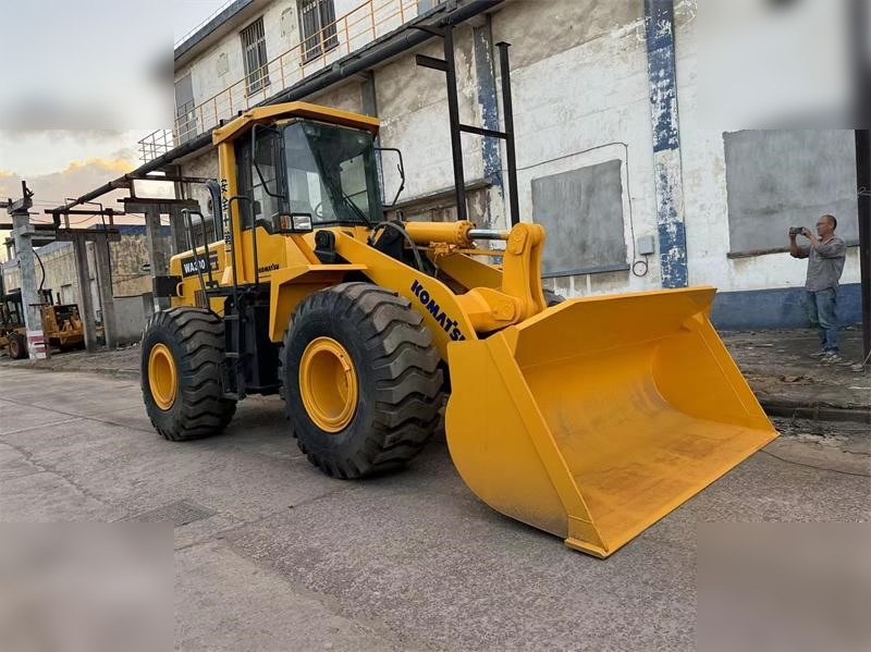 KOMATSU WA380-3 - اللودر بعجل: صورة 2 KOMATSU WA380-3 - اللودر بعجل: صورة 2